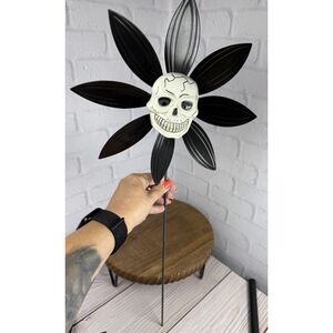 Vintage ArtLine Halloween Plastic Pinwheel (Yard Spinner) Skull No. 4505